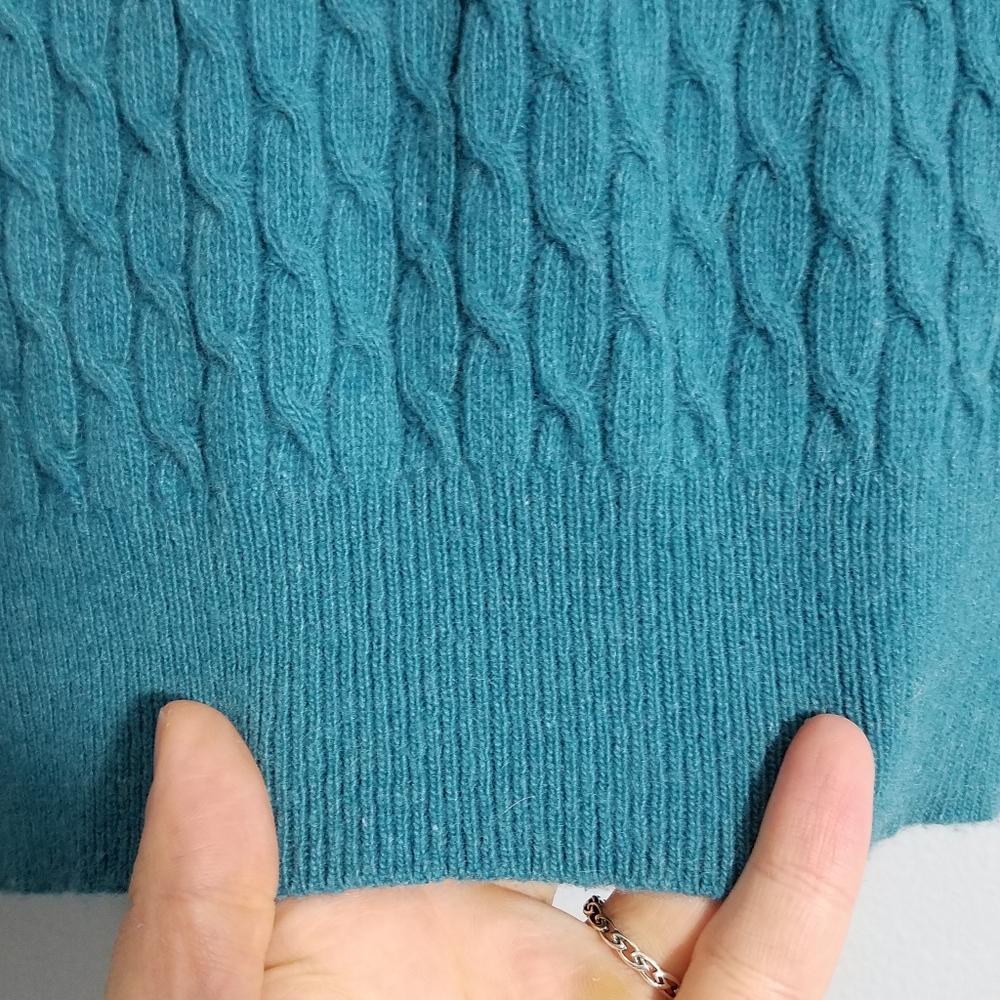 Lovely BananaRepublic teal cashmere sweater, M - Picture 3 of 6